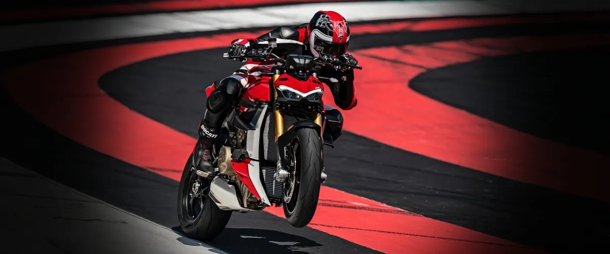 ducati-streetfighter-drebar-mi_1.jpg