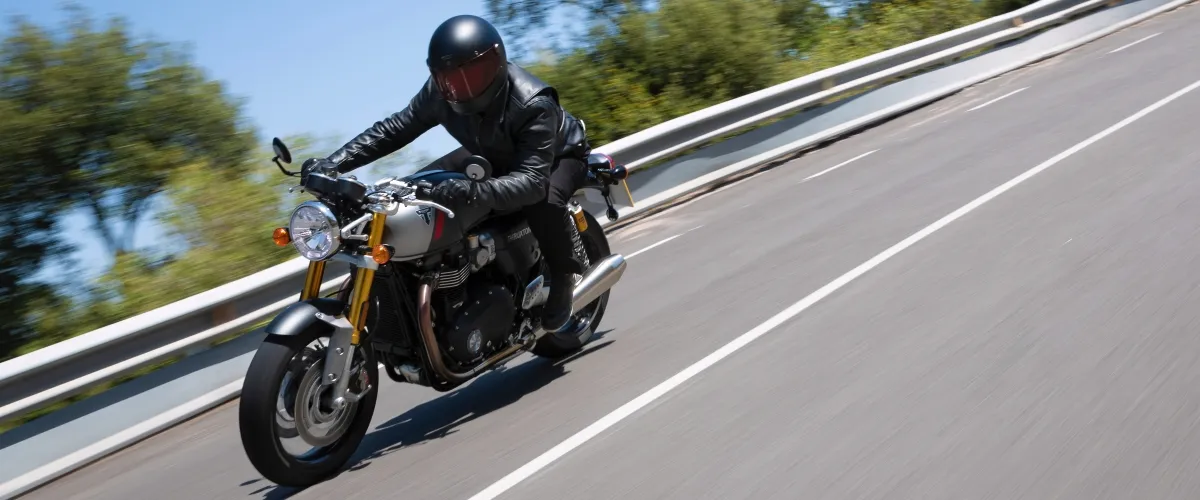 triumph-thruxton-rs-drebar-mi.jpg