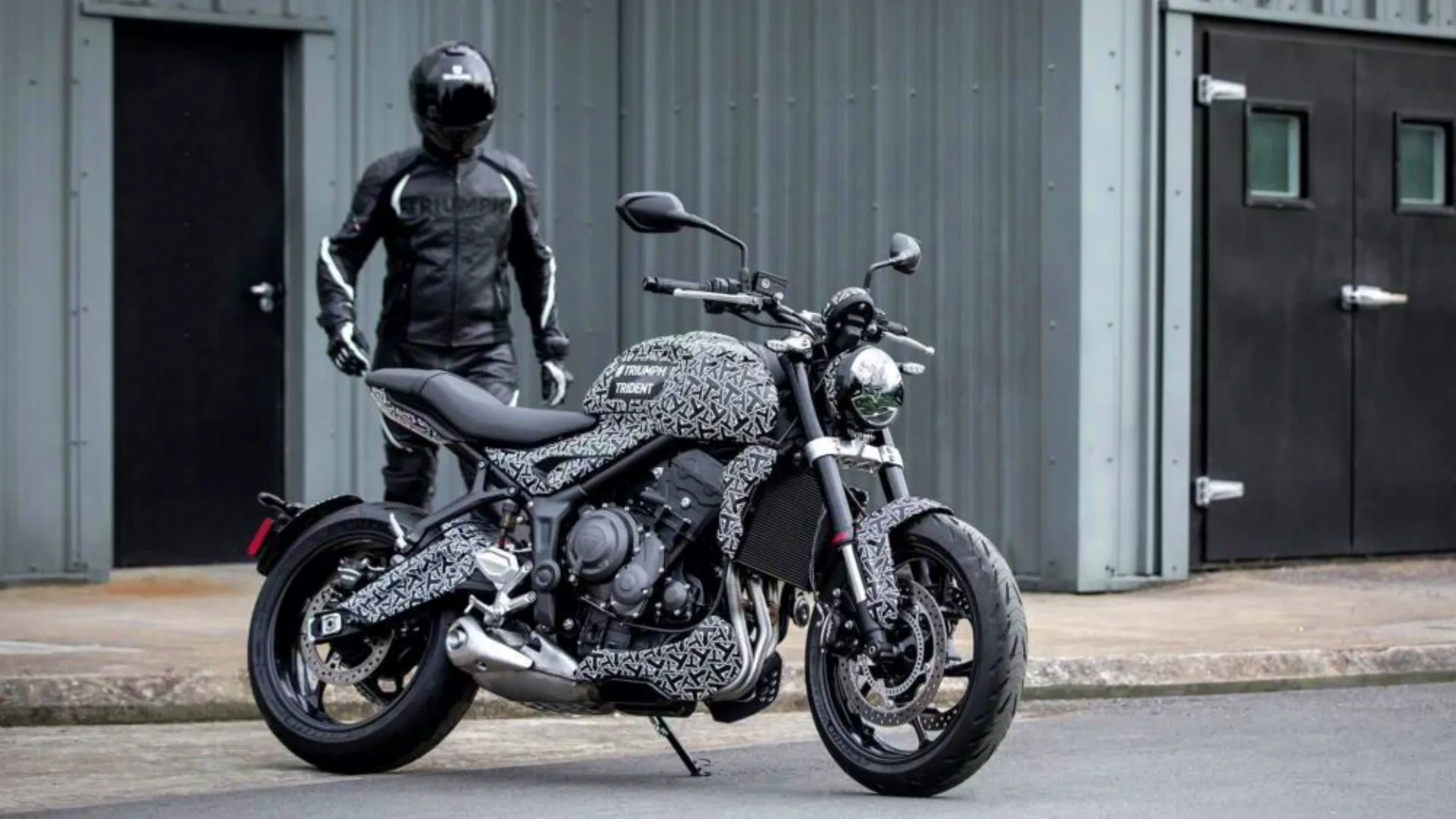 triumph-trident-2021-mi.jpg