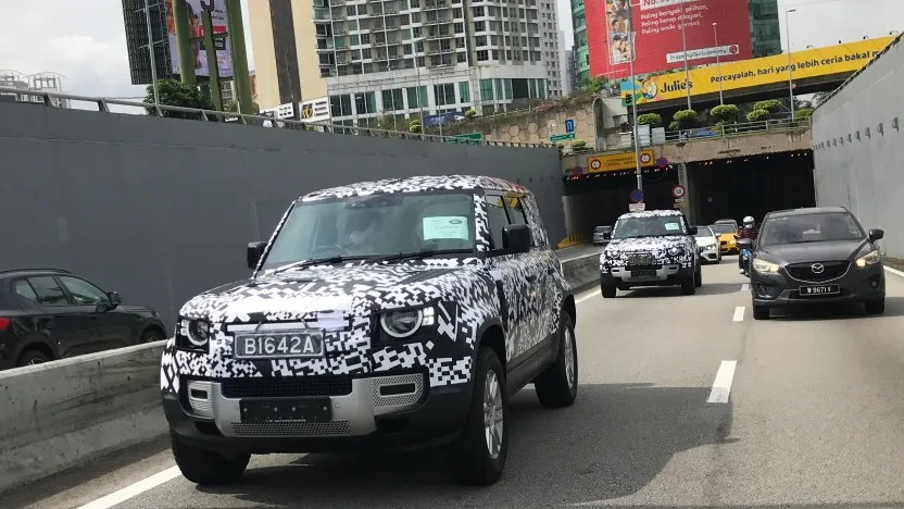 land-rover-defender-malaysia-mi.jpg