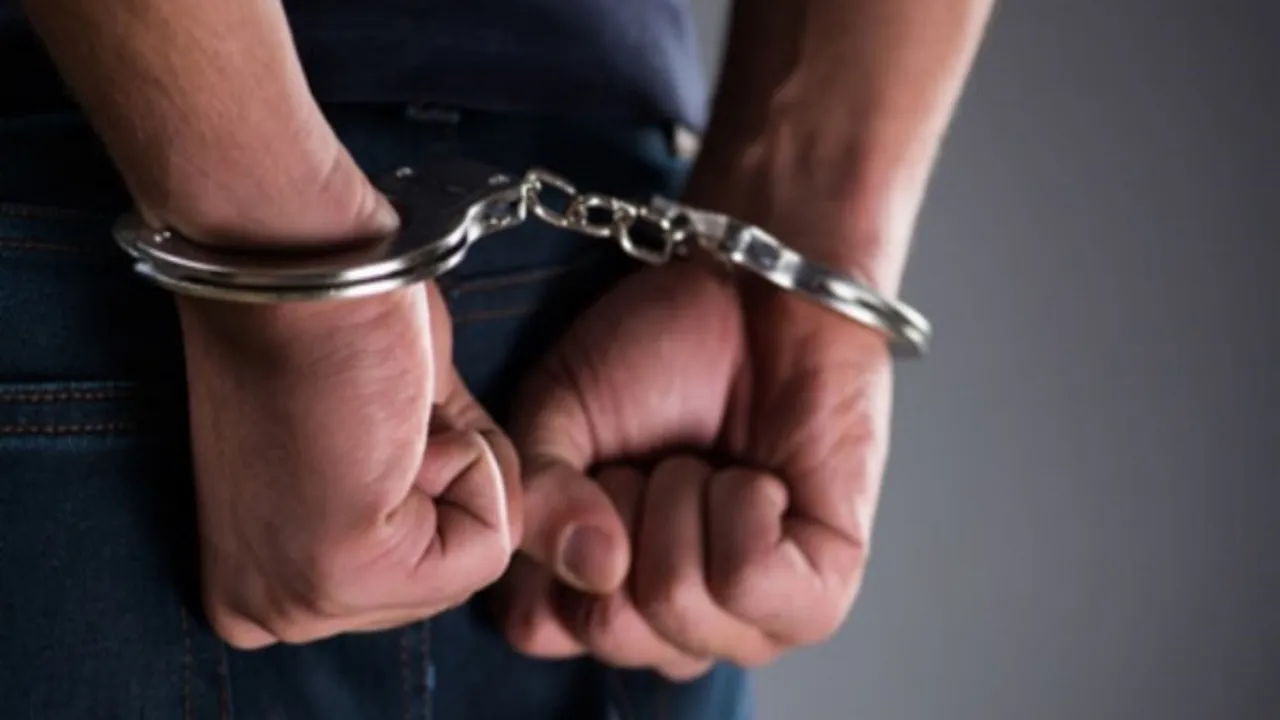 Lelaki bakar anak saudara malas mandi