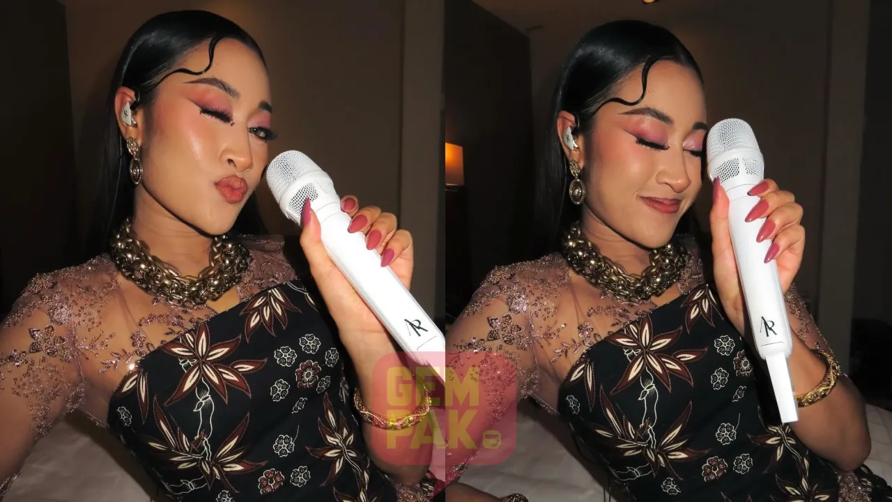 Aisha Retno mic baru