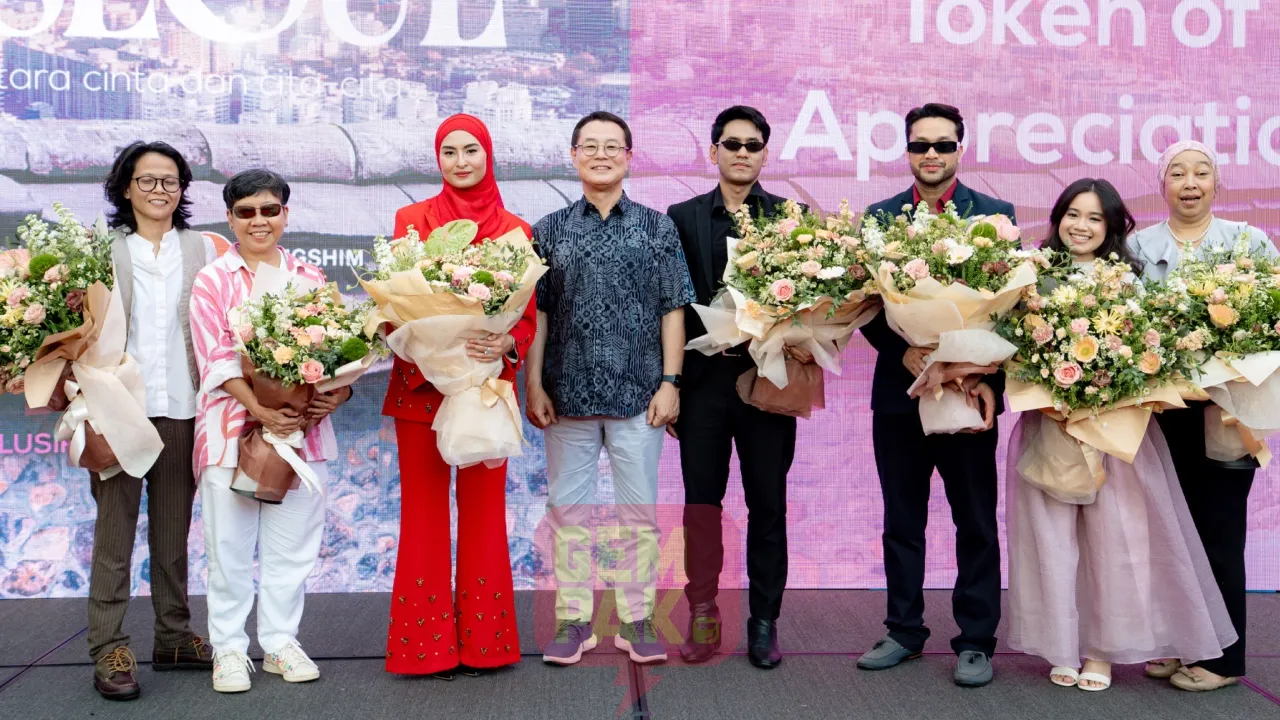 Wany Hasrita, Khai Bahar