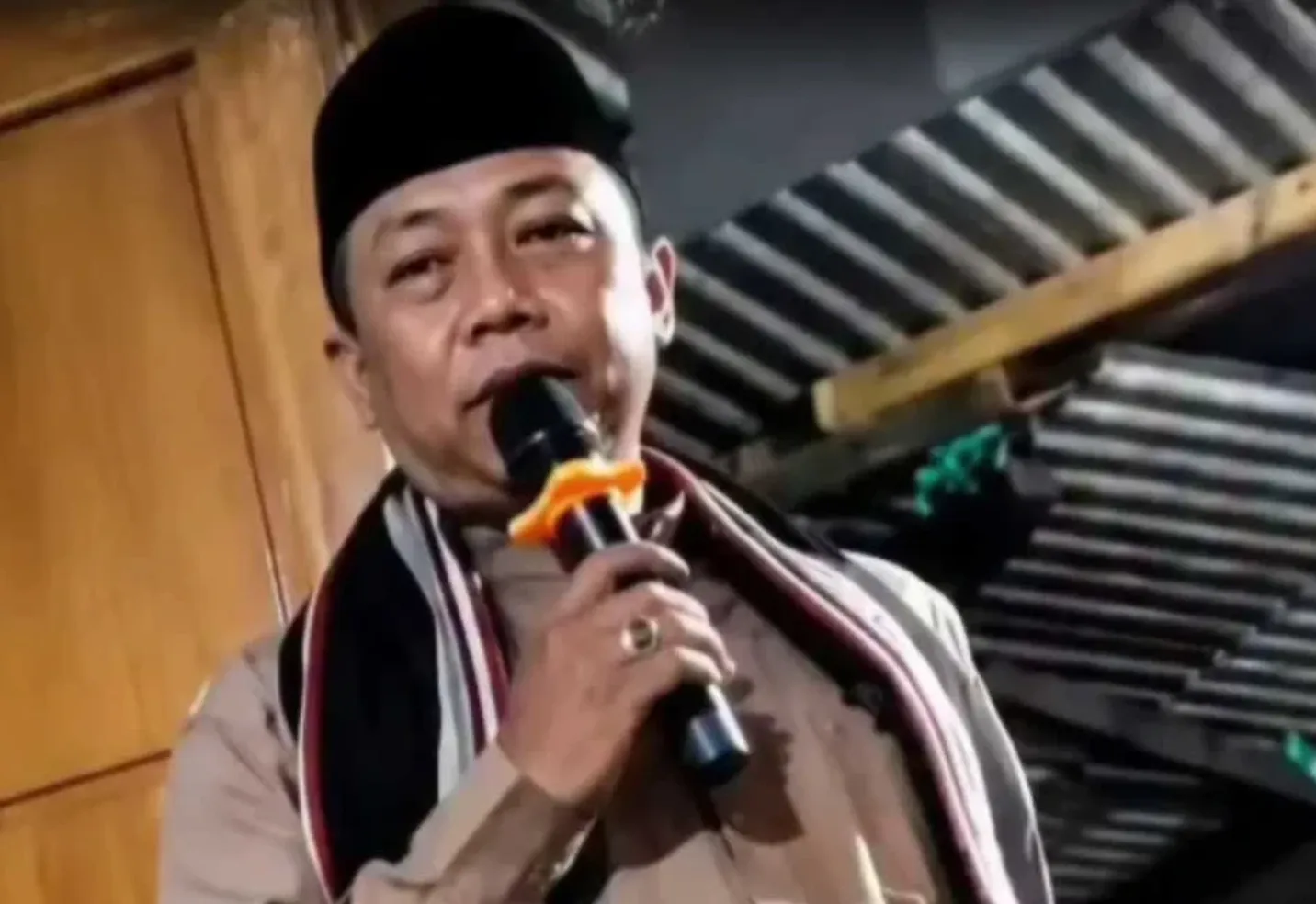 Pendakwah Meninggal Dunia Ketika Sampaikan Ceramah Mengenai Kematian