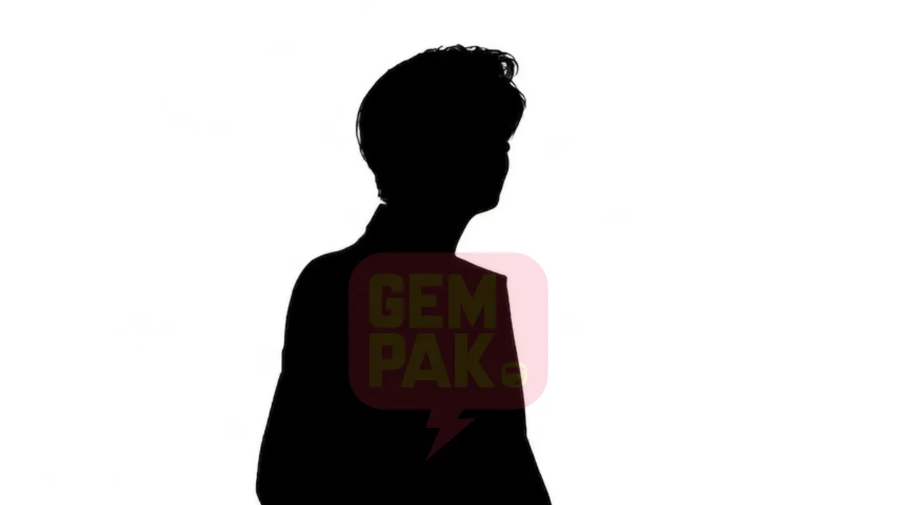 Menurut Fajar, keputusan itu dibuat selepas mendapatkan pemeriksaan doktor dan mendapati tahi lalat berkenaan sudah mempunyai jaringan yang berkembang menjadi tumor jinak.