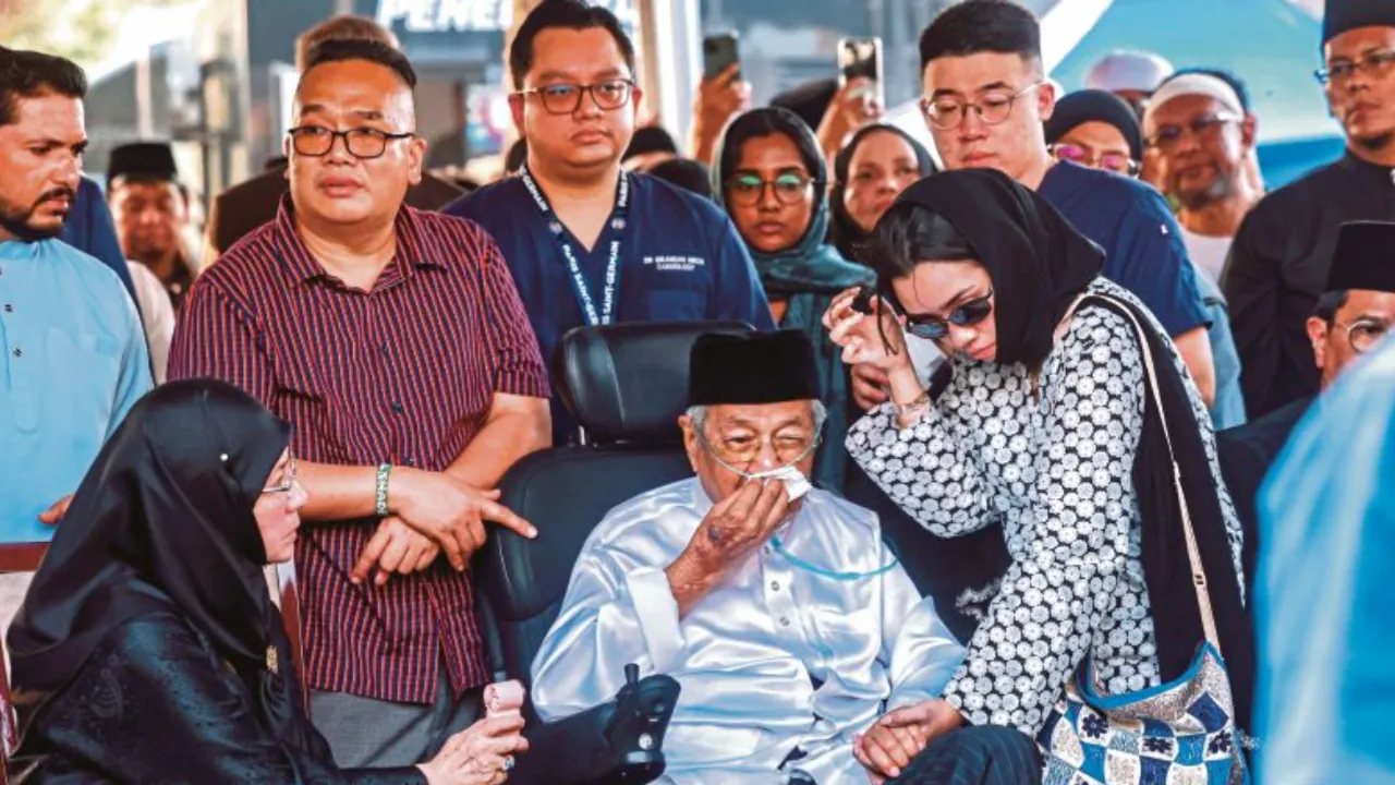 Felo Klinikal Kardiologi dan Pakar Perubatan Dalaman di Institut Jantung Negara (IJN), Dr. Iskandar Mirza Amran