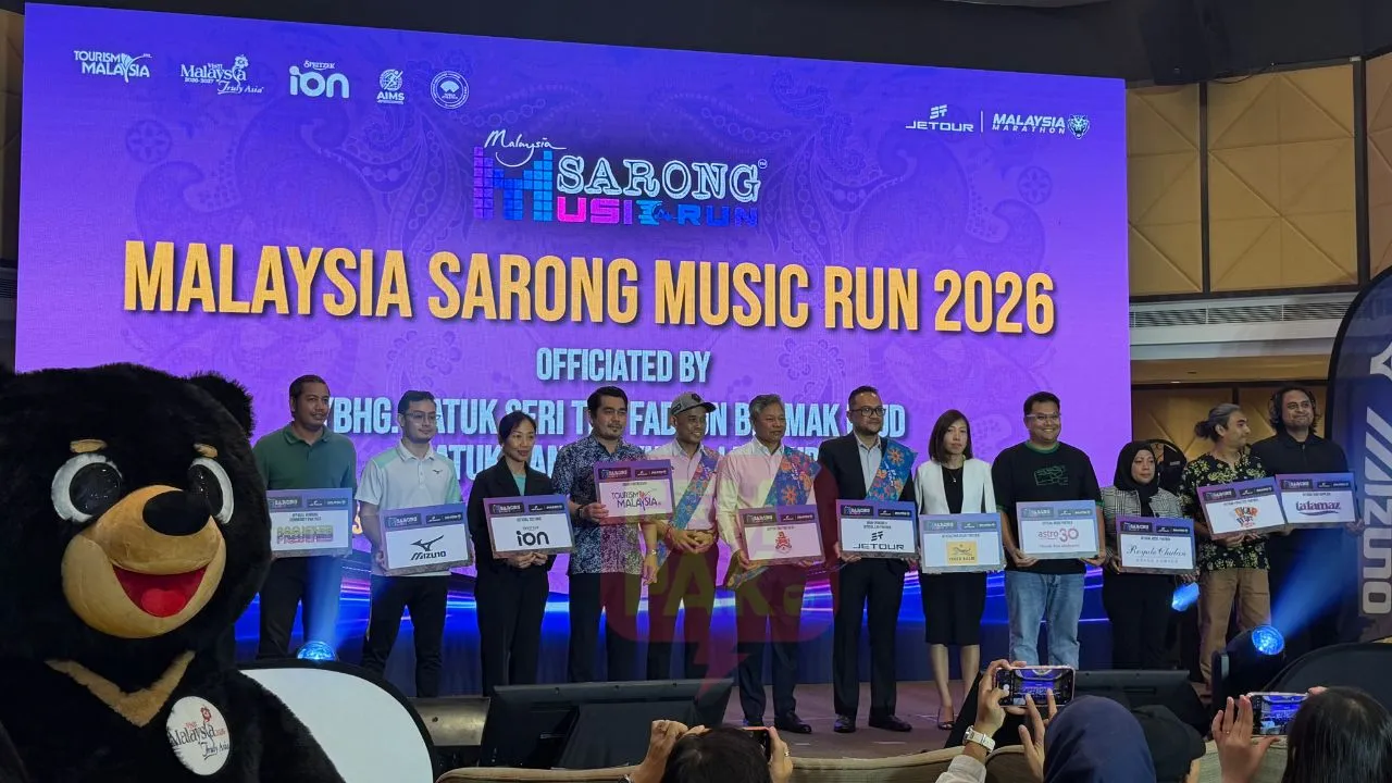 Siti Nurhaliza Pimpin Bacaan Ikrar, Bella Astillah & Hujan Meriahkan Malaysia Sarong Music Run 2026