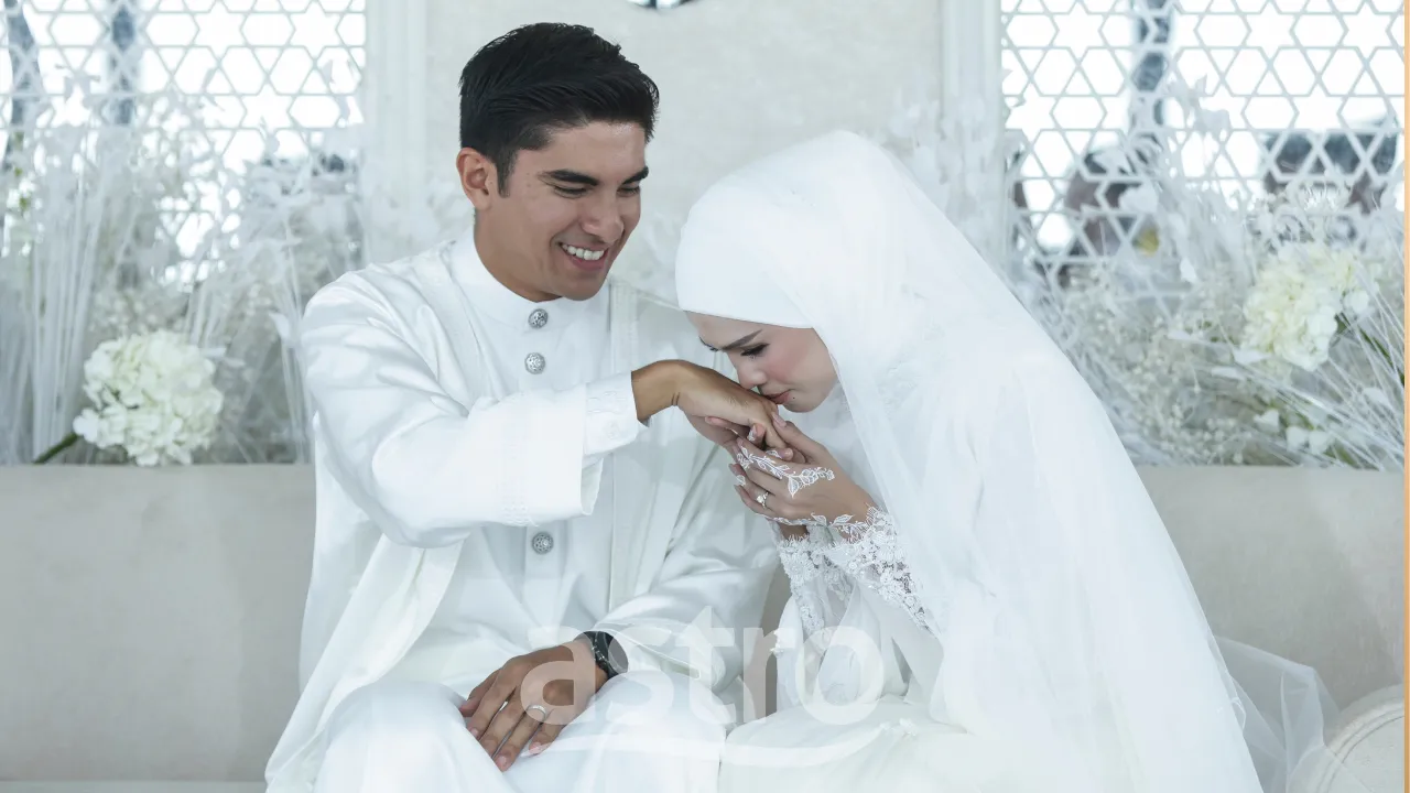 "Hari Yang Sangat Bahagia Untuk Saya..." - Bella Astillah