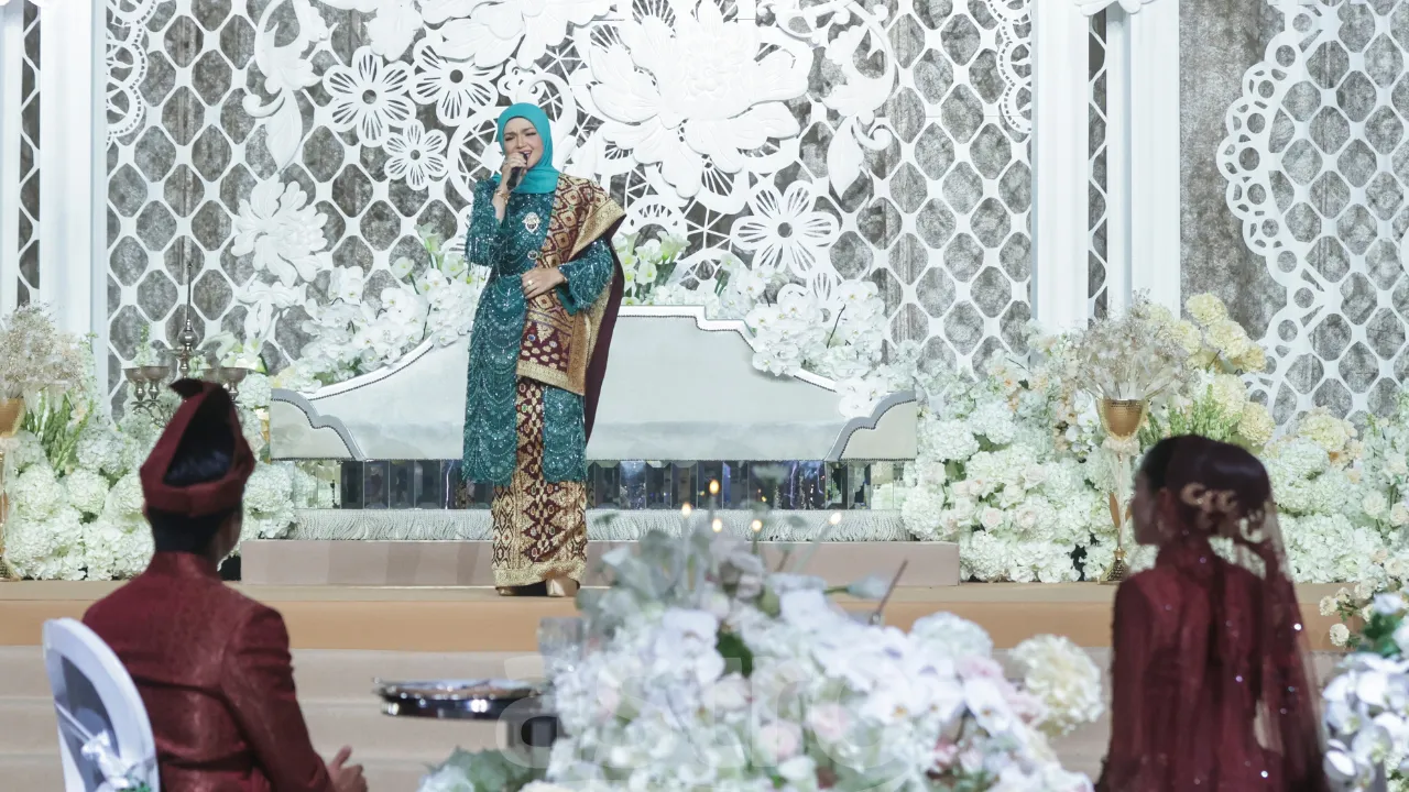 "Itulah Biduanita Datuk Seri Siti Nurhaliza" - Mokhzani Ismail