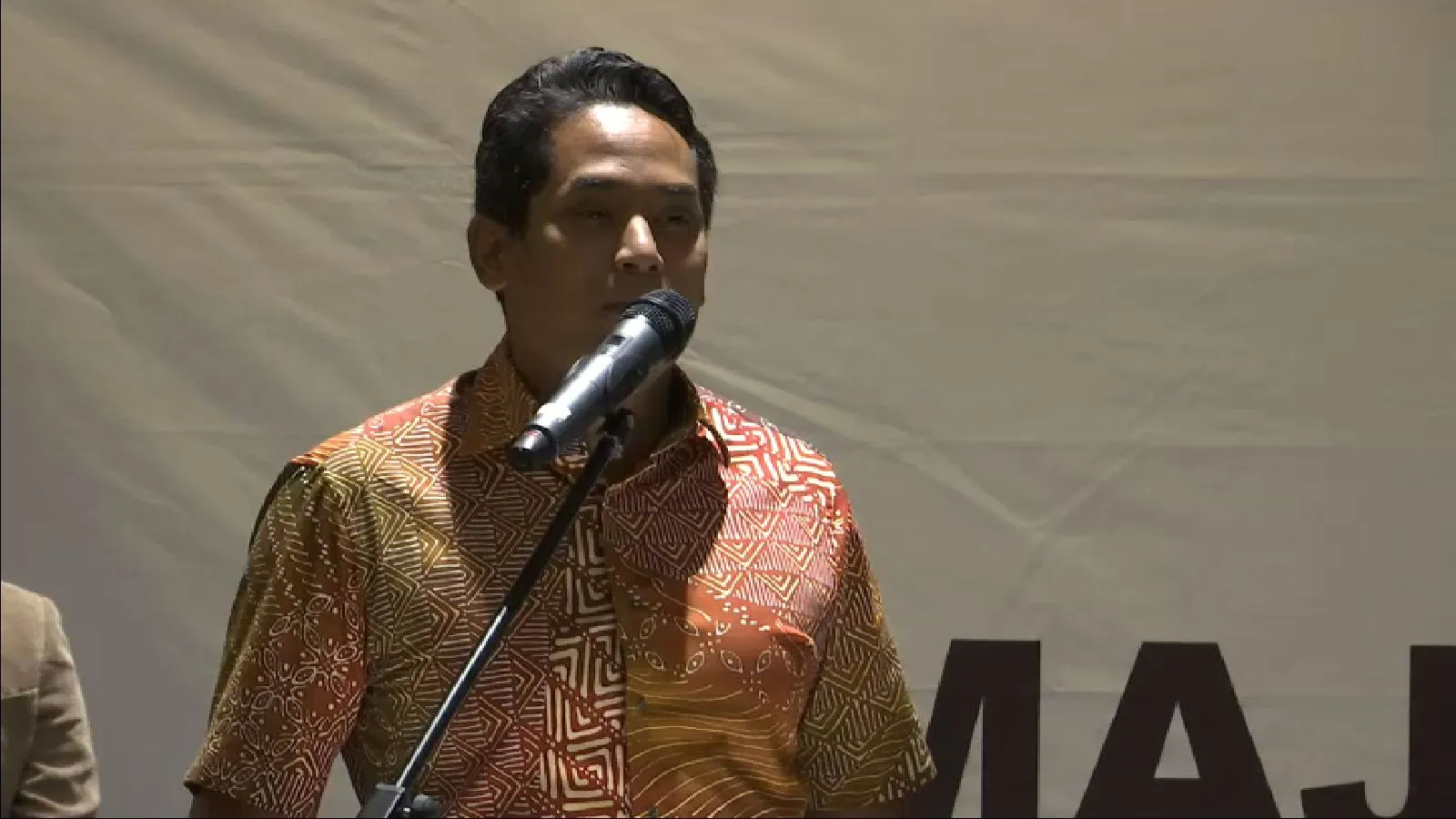 khairy24218.jpg