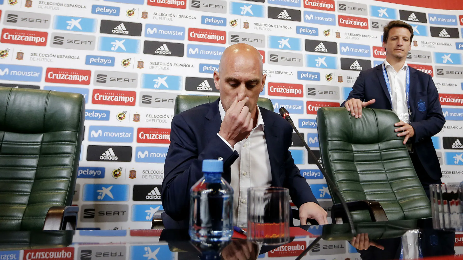 luisrubiales-cropped_1jz20p148qe151hhhielj6tfca.jpg
