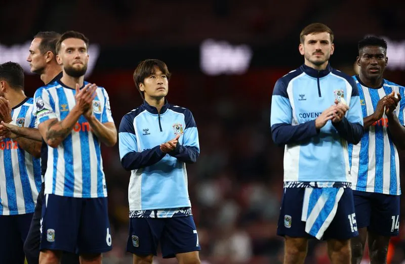 SOCCER-ENGLAND-ARS-COV:Soccer-Arsenal hand promoted Coventry a lesson, not another crisis