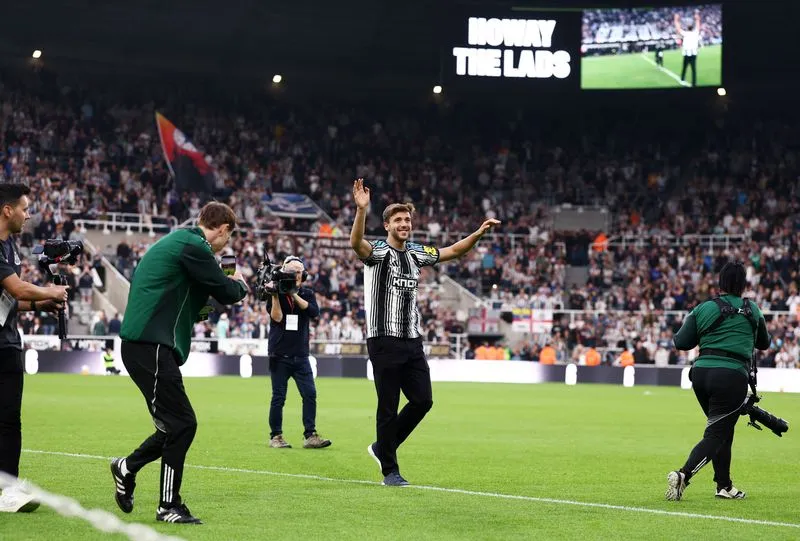 SOCCER-ENGLAND-NEW:Soccer-Newcastle land Gonzalez from Manchester City