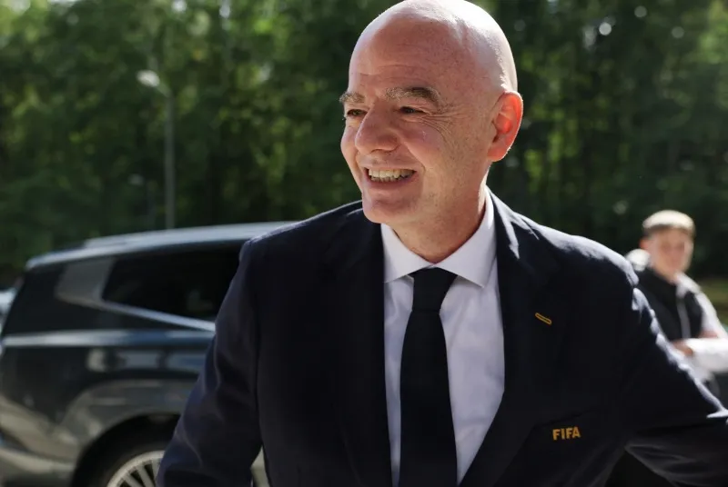 SOCCER-FIFA-FRANCE-INFANTINO:Soccer-French Football Federation withdraws support for FIFA president Infantino