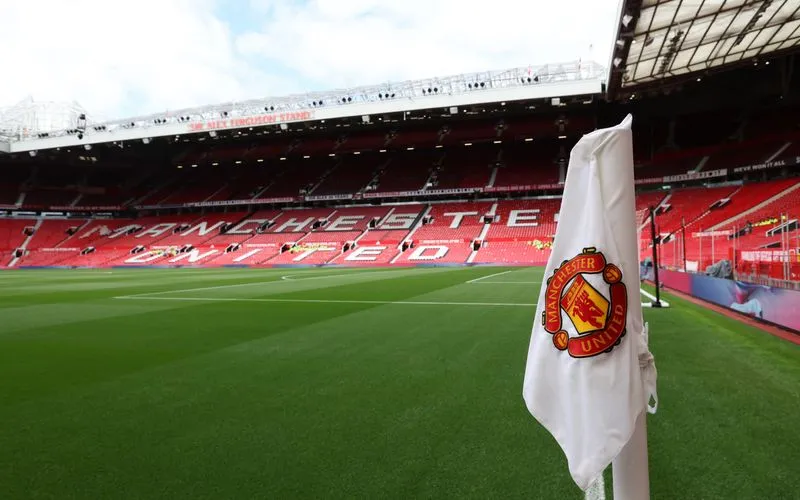 MANCHESTER-UNITED-RESULTS:Manchester United post seventh straight annual loss