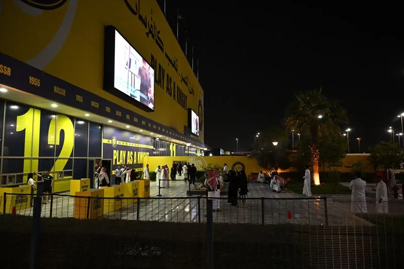 SOCCER-AFCCHAMPIONS:Soccer-Ronaldo on target as Al-Nassr win after security delay