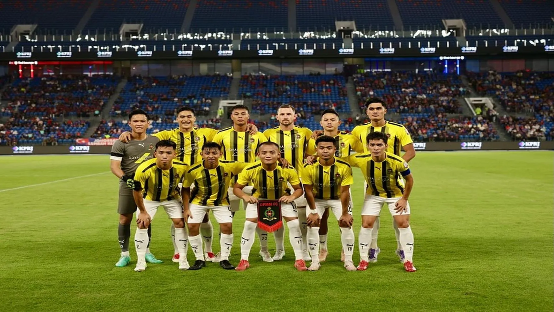 DPMM