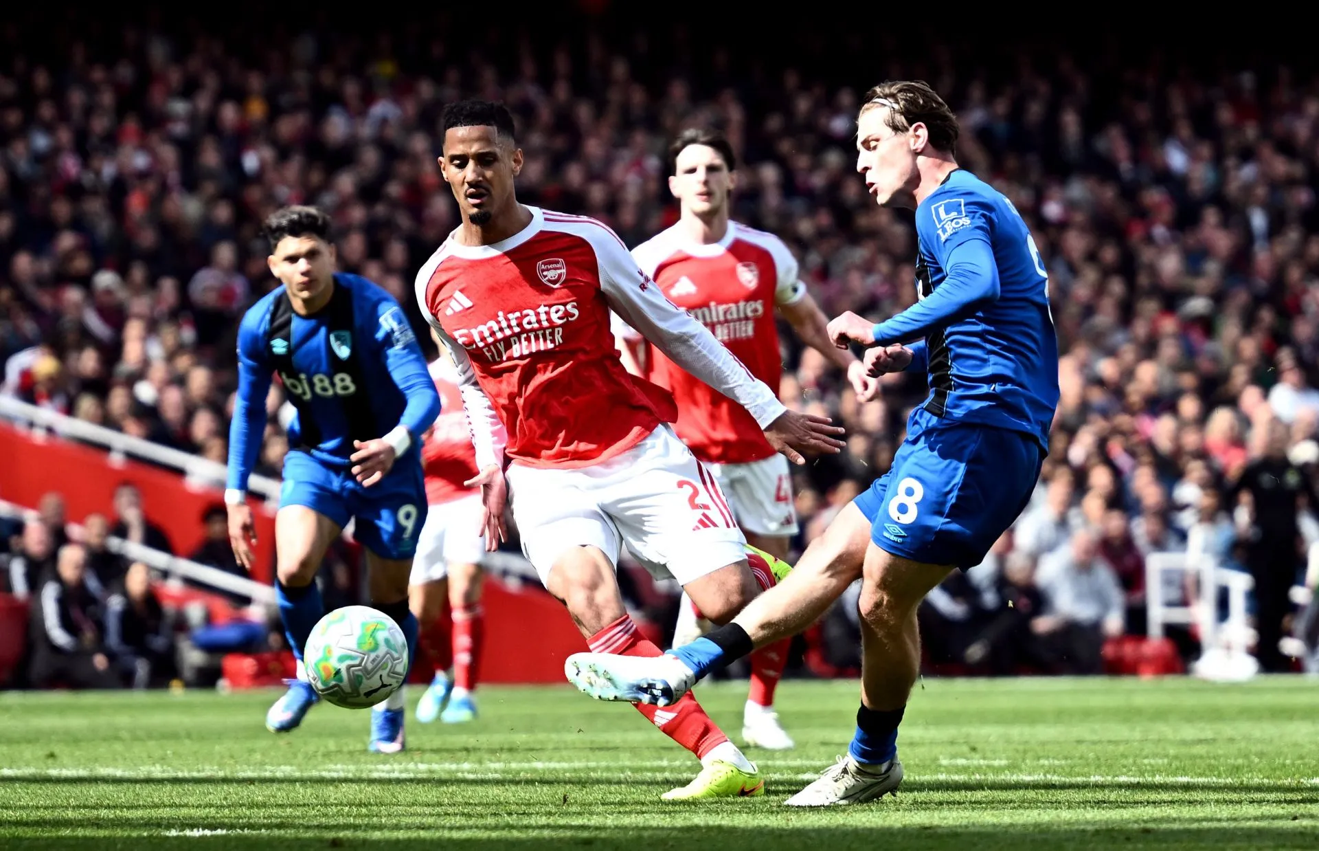 Bournemouth stun Arsenal to open door in title race