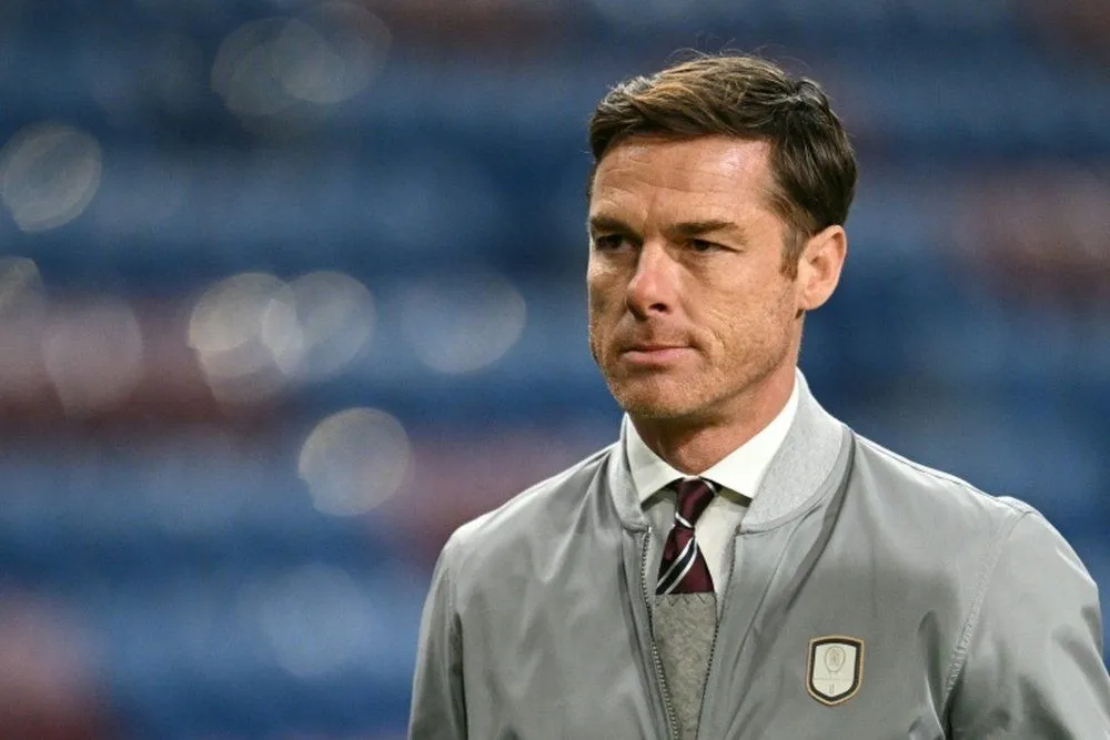 Scott Parker tinggalkan Burnley, Michael Jackson ambil alih