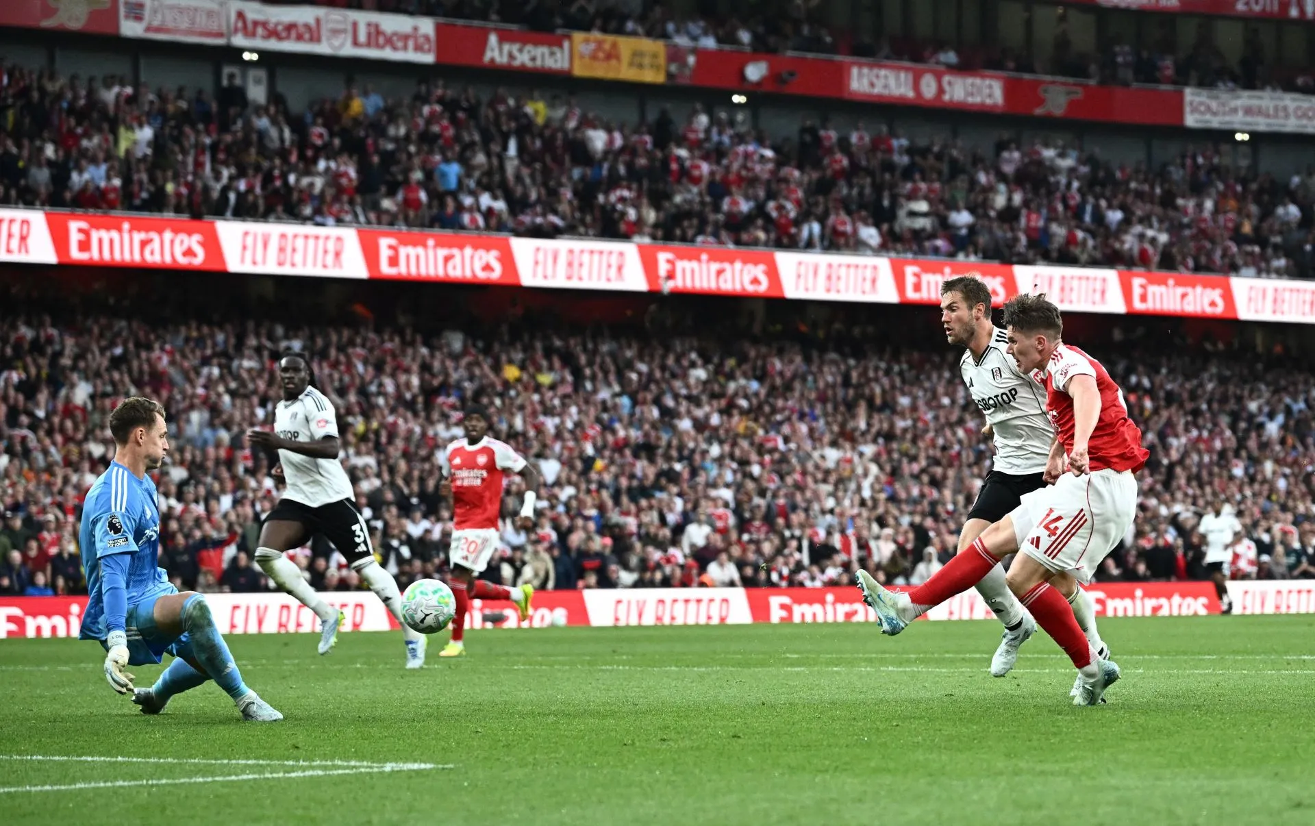 EPL: Dua gol Gyokeres lonjak Arsenal enam mata di puncak