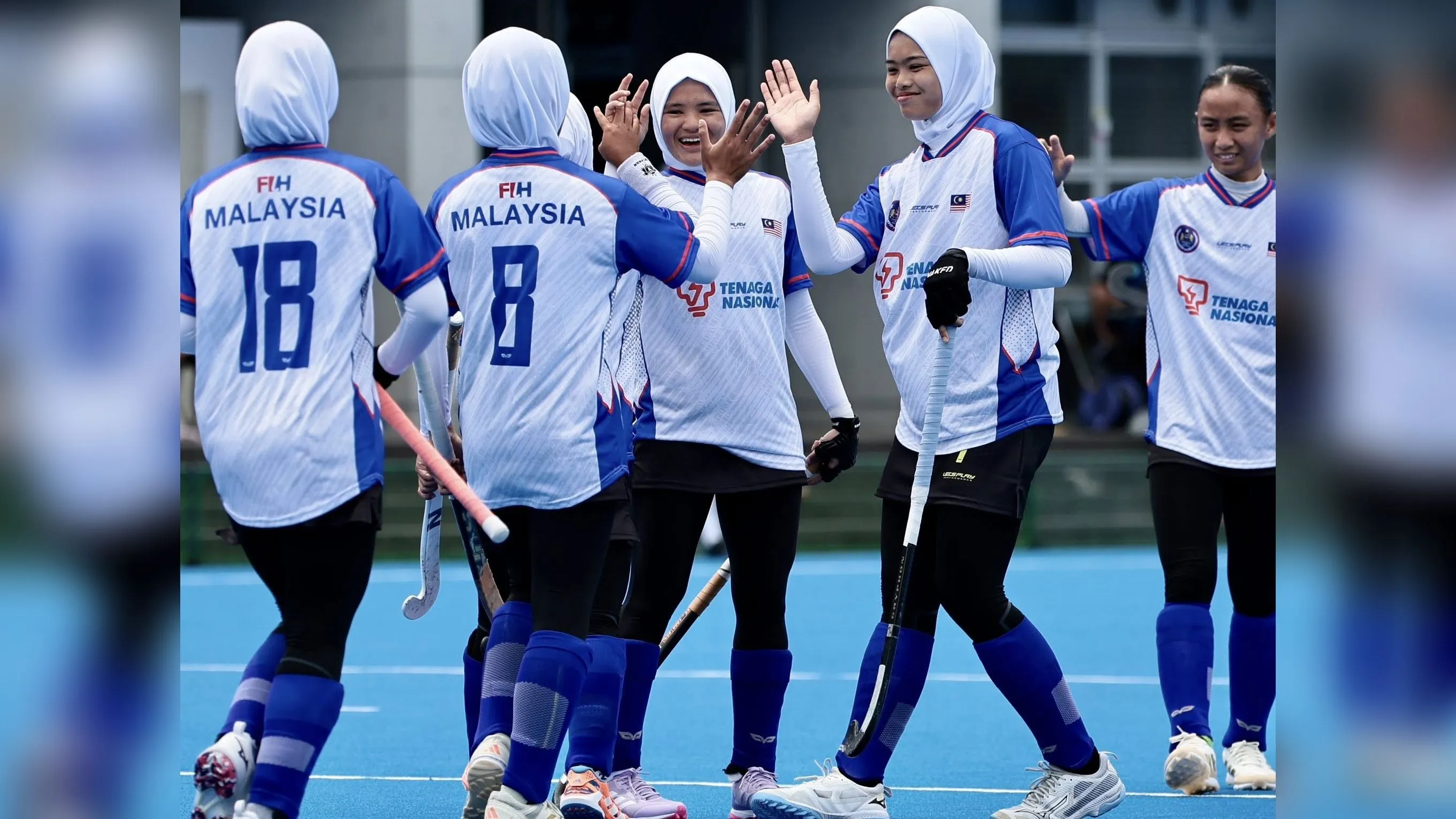 hoki wanita b-18.