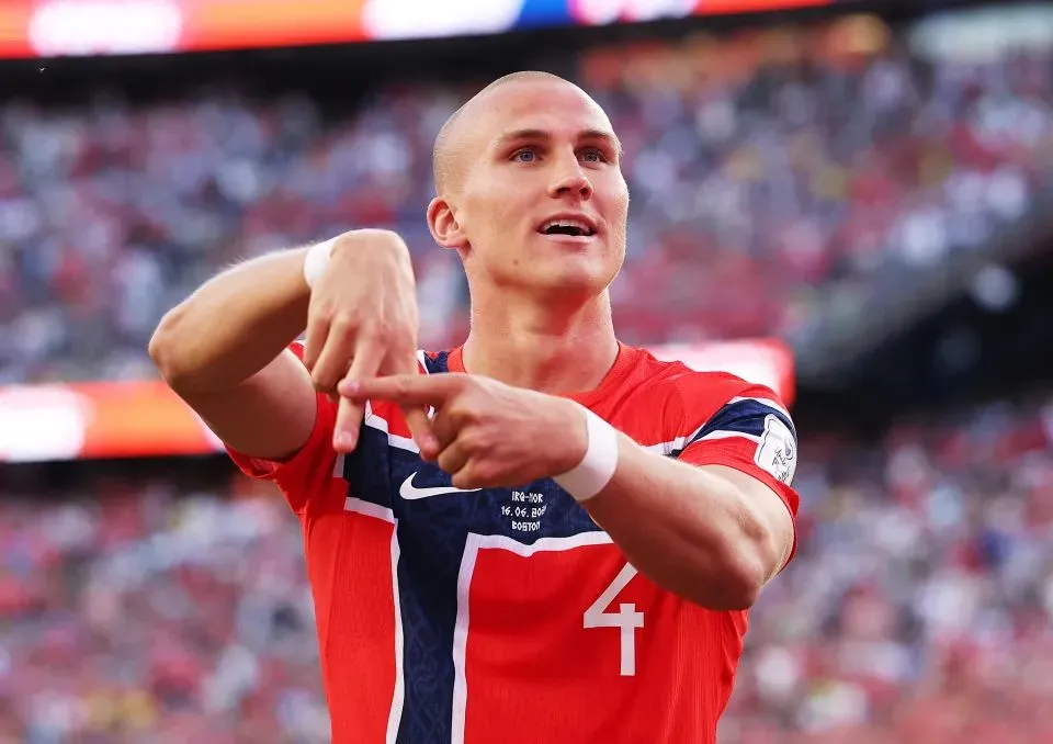 Piala Dunia 2026: Østigård sambut kelahiran anak dari kem Norway melalui panggilan video