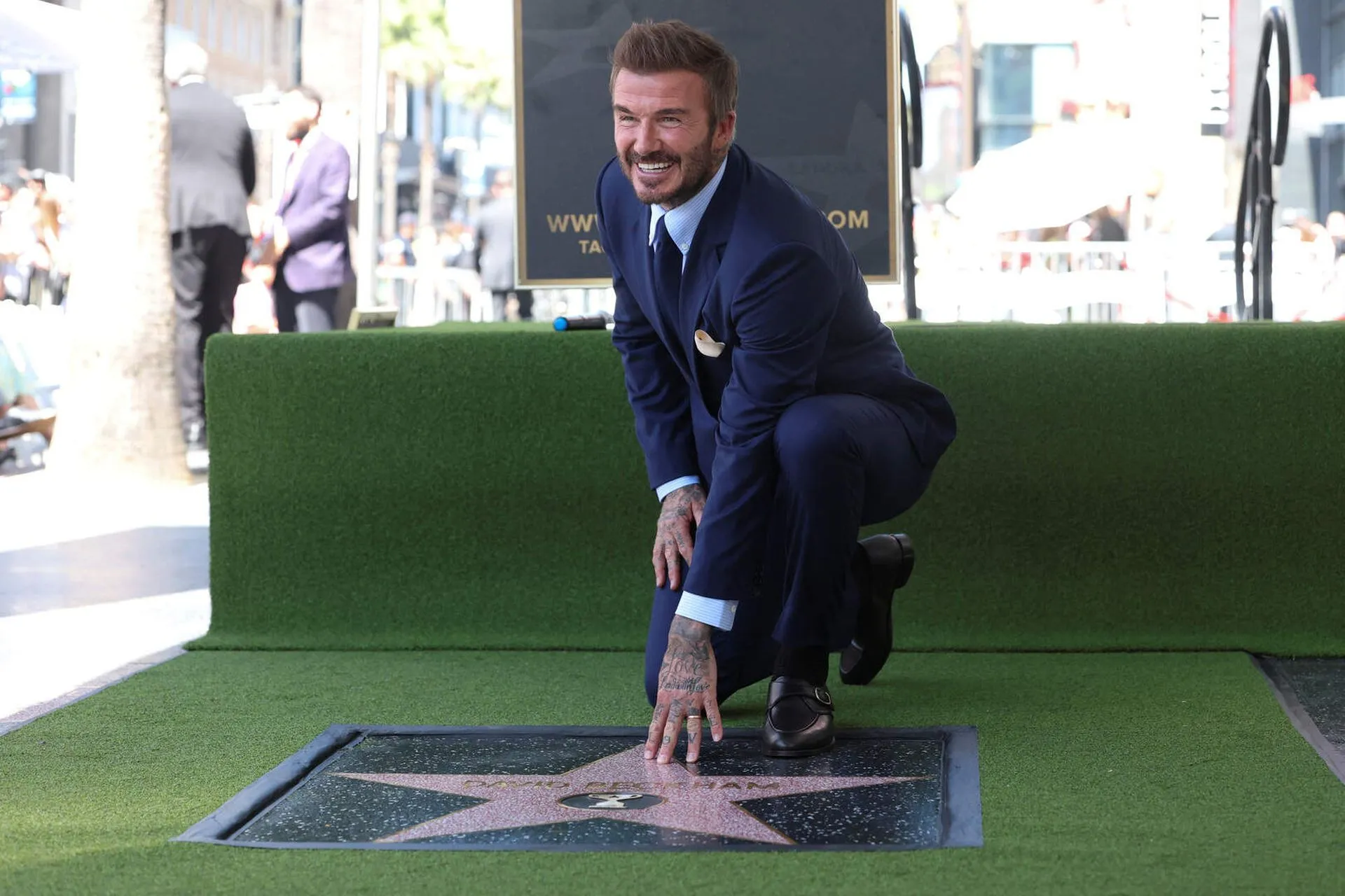David Beckham pemain bola sepak pertama terima bintang Hollywood Walk of Fame