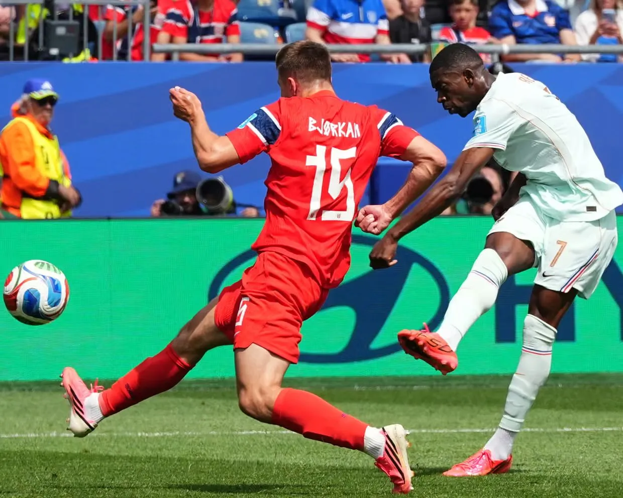 Separuh masa: Dembélé ledak hatrik, Perancis selesa dahului Norway
