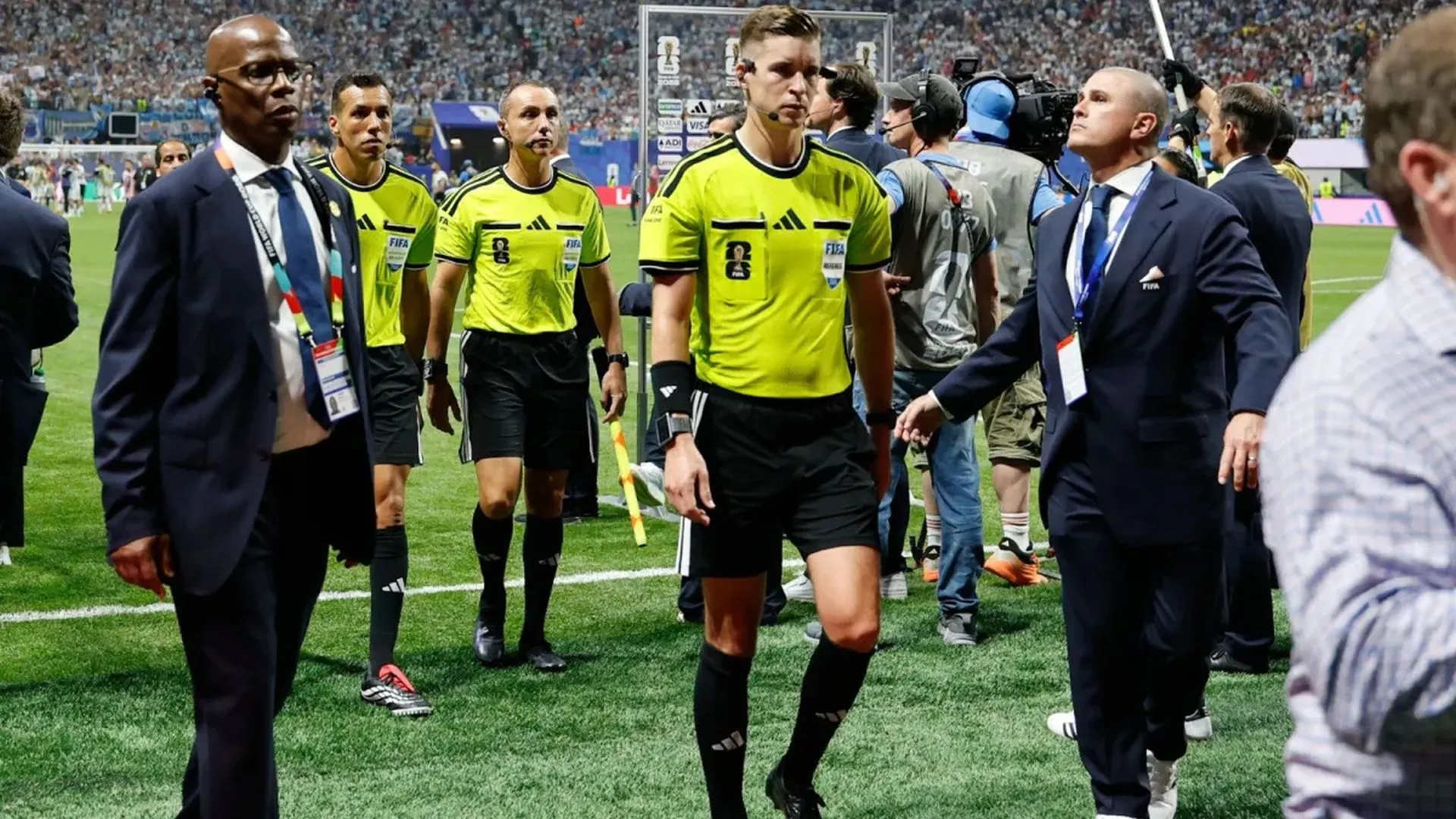 Ref