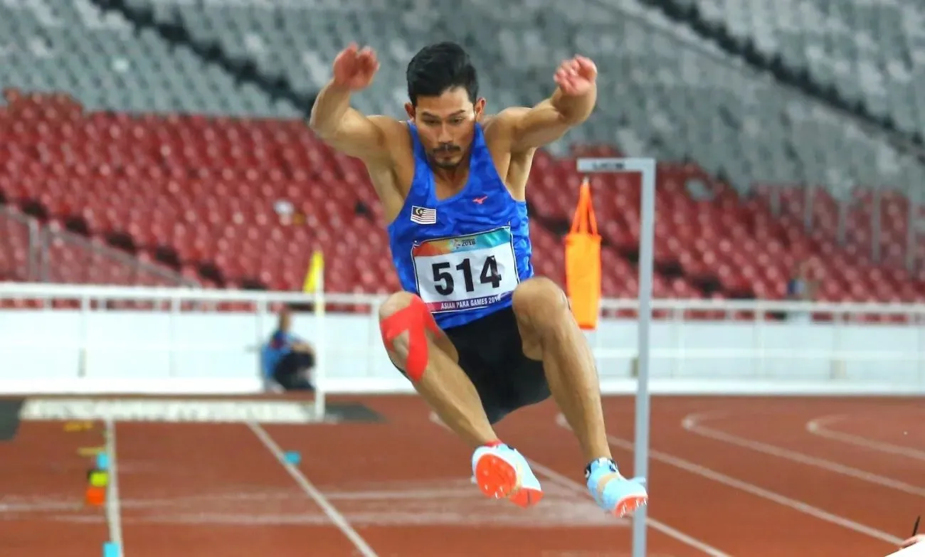 Sukan Komanwel: Latif Romly pembawa Jalur Gemilang di Glasgow