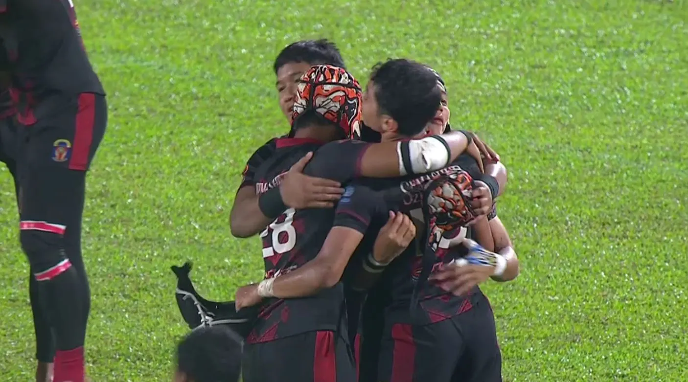 SSR: SEMASHUR bangkit benam VI, julang kejuaraan di Stadium Merdeka
