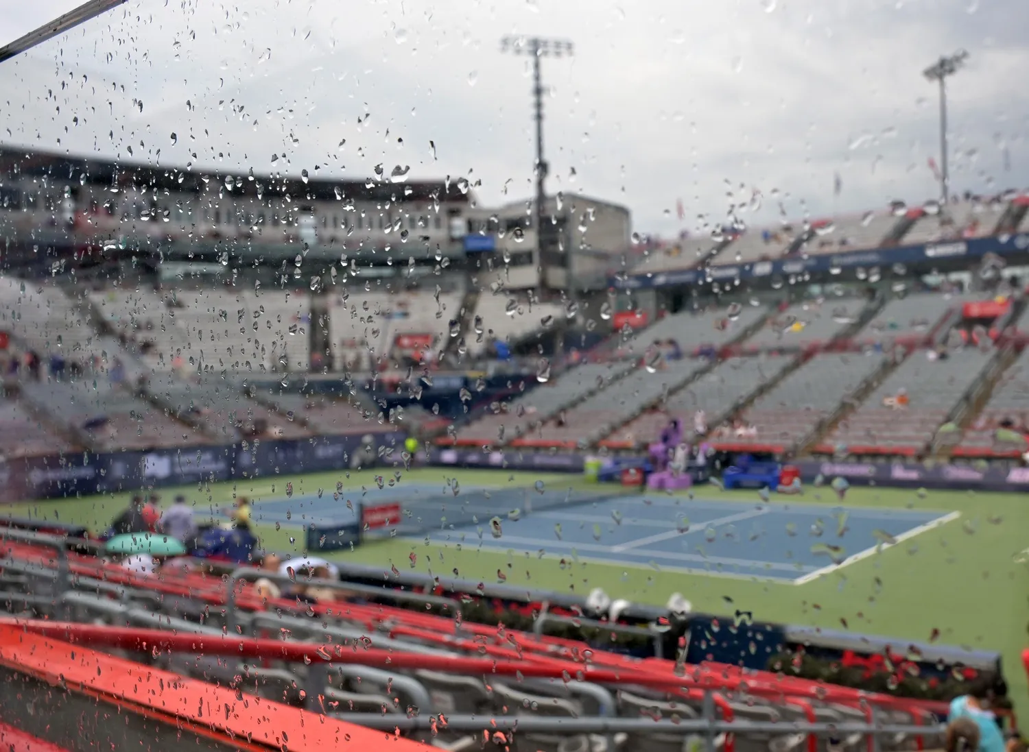 TENNIS