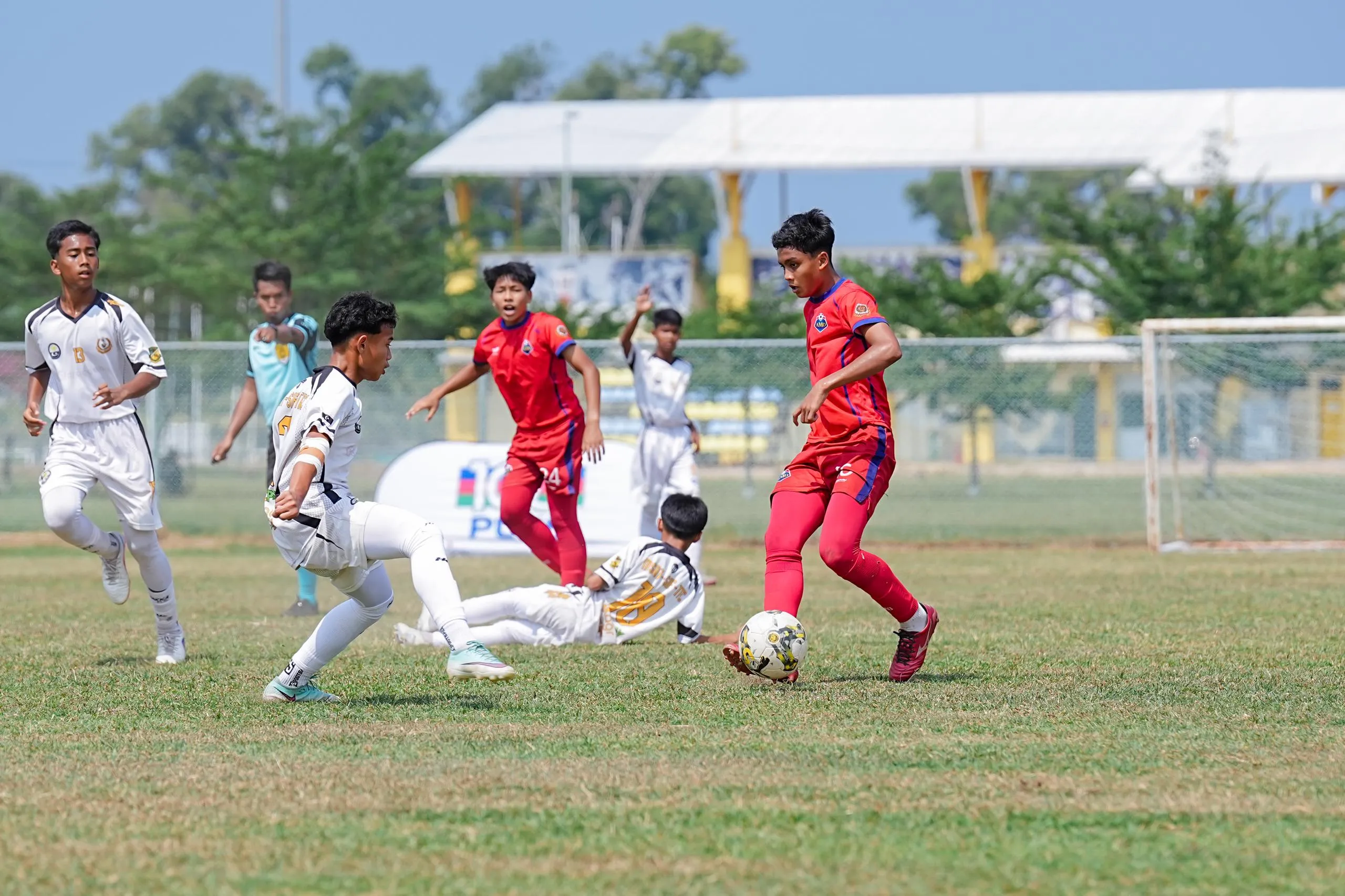 AMD B14 ranapkan impian SMK Ibrahim Fikri ke suku akhir