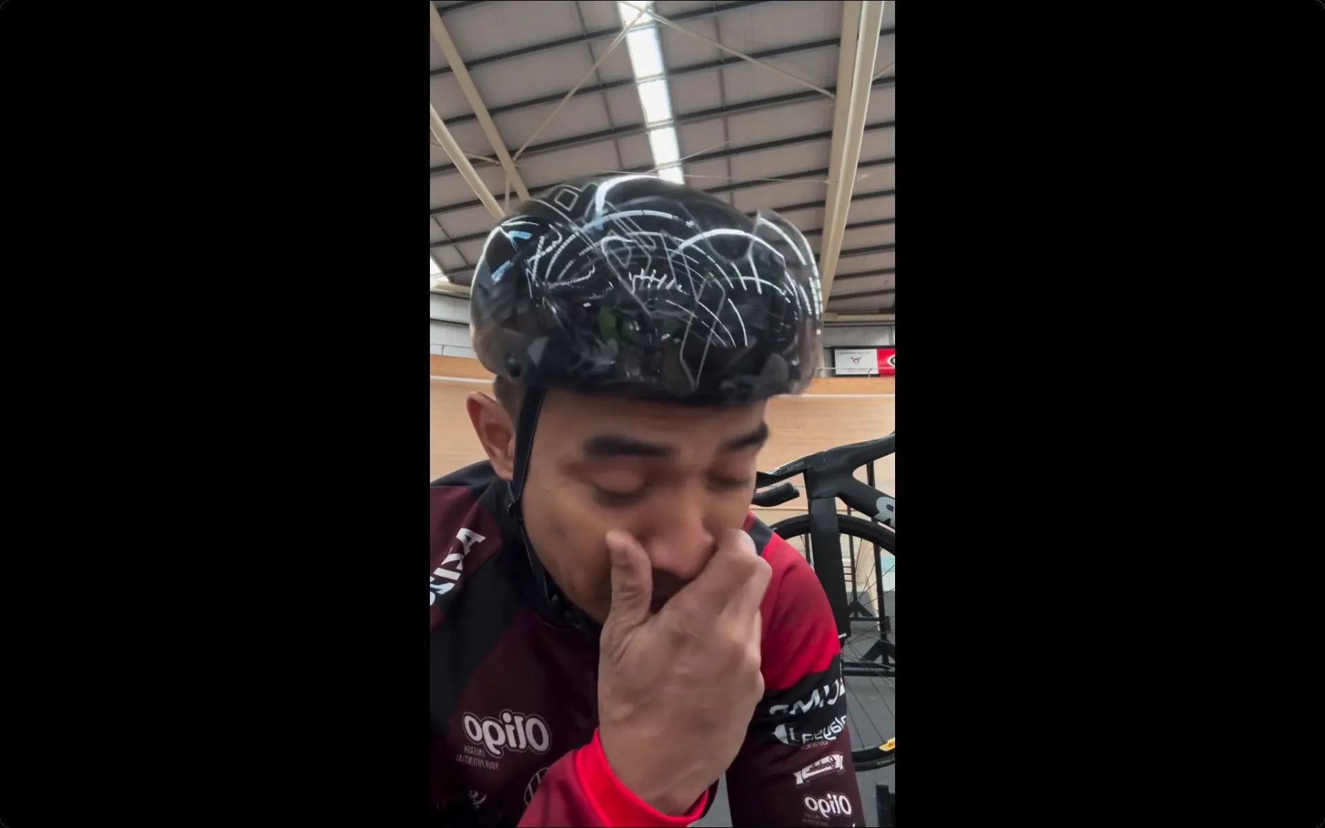 'It’s a YES!' -- Azizulhasni menitiskan air mata, perjuangan ke LA28 akhirnya diteruskan