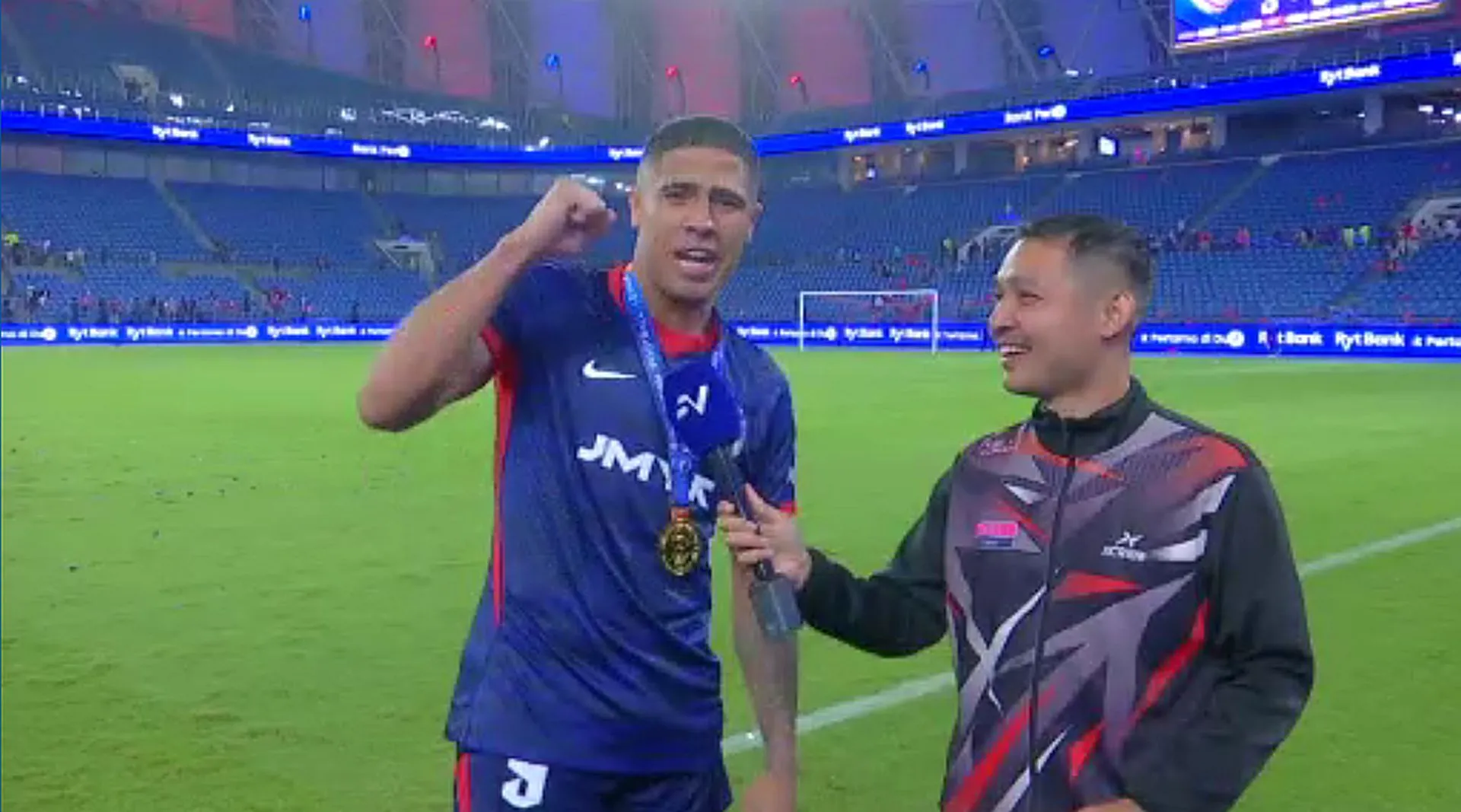 'Saya sayang semua, bermain JDT, saya bangga' -- Bergson bertutur dalam bahasa Malaysia