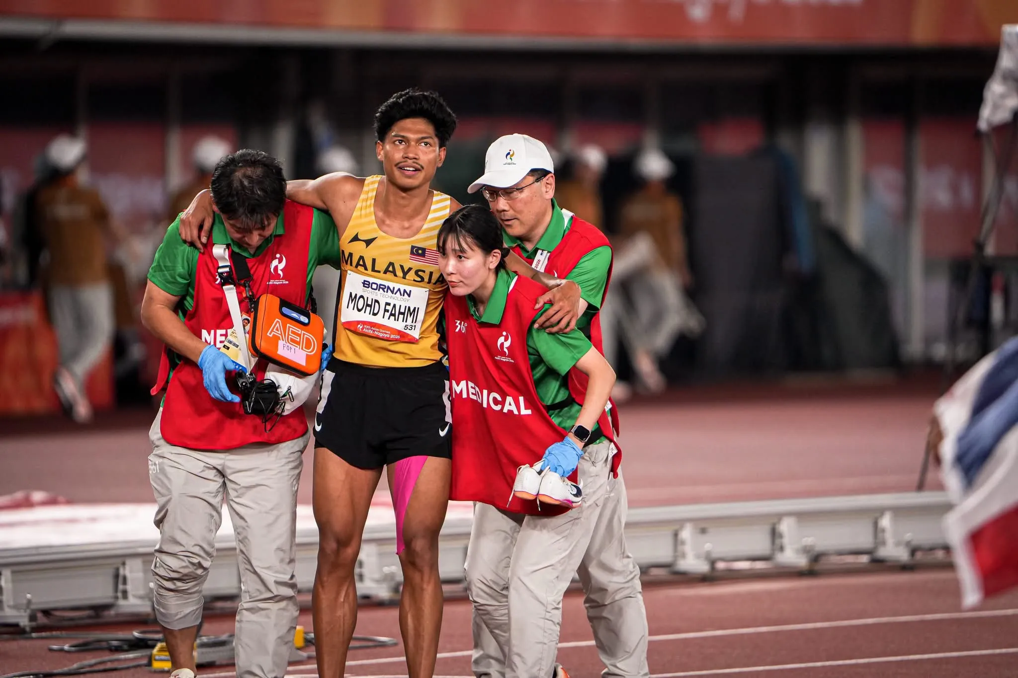 10 catatan terbaik 100meter Malaysia, sembilan terhasil daripada pecutan Azeem Fahmi