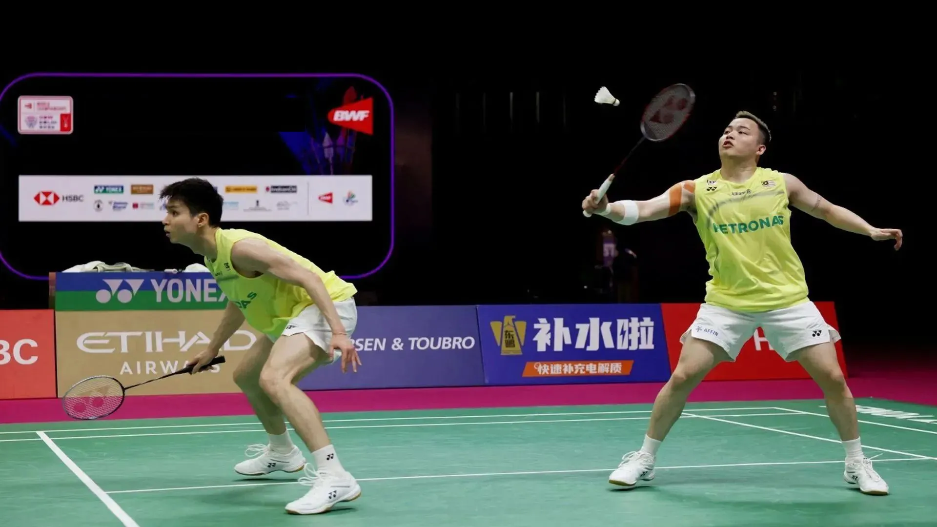 aaron wooi yik