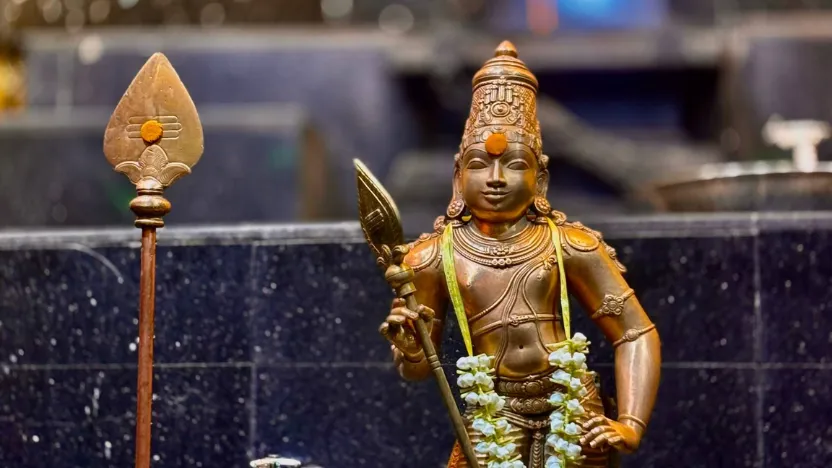 Aippasi Karthigai :  Mantras, Offerings and Rituals to Follow on This Auspicious Day