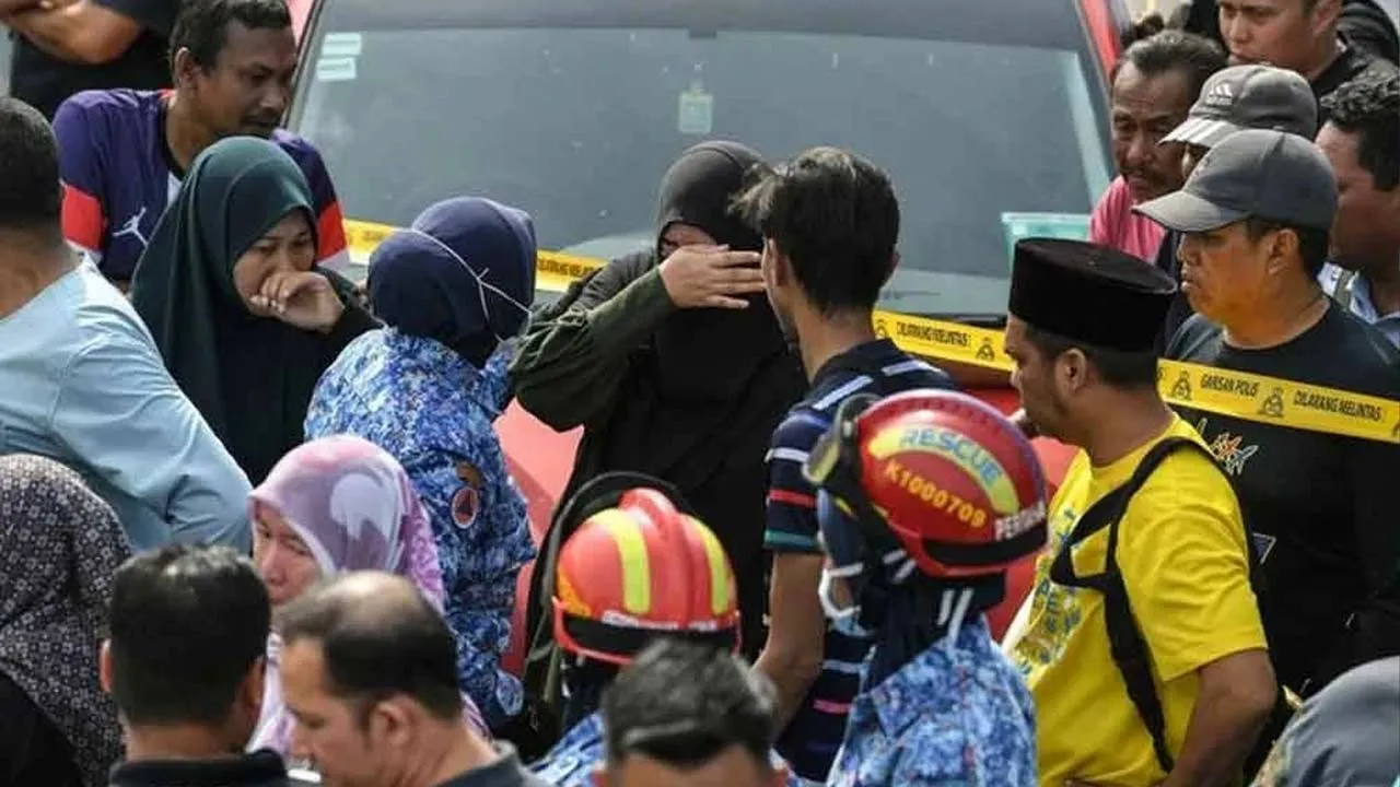 'Kami tak berhenti cari keluarga abang sejak mereka hilang'