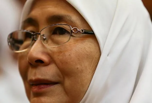 61437023466_WANAZIZAH.jpg