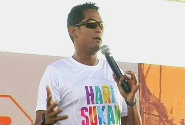 71440229525_KhairyJamaluddin.jpg