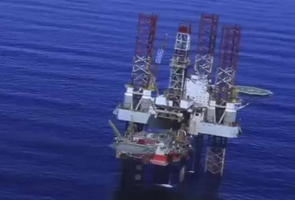 81452447514_PelantarMinyakPetron.jpg