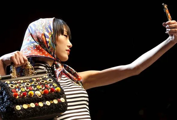 71443408366_DolceGabbana.jpg