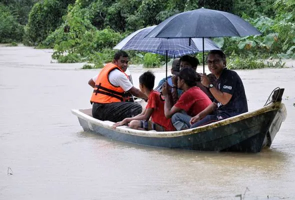 51511951924_banjir.jpg