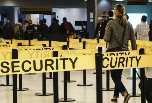 41490056070_securitycheckpoint.jpg