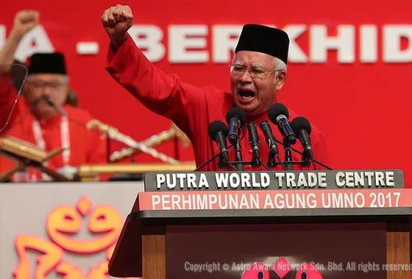 41512616427_najibrazak.jpg