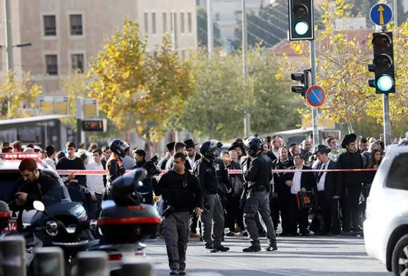 71512922310_Pedestrians.jpg