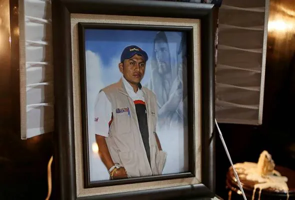 81513909187_GumaroPerez.jpg