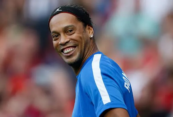 51484456687_Ronaldinho.jpg