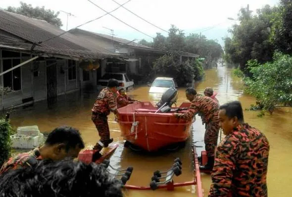 51494566949_banjirperak.jpg
